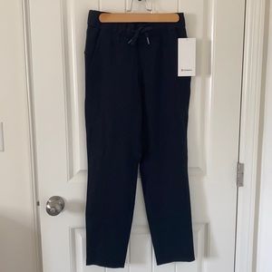 Lululemon On The Fly Pant 25” Black Woven 4